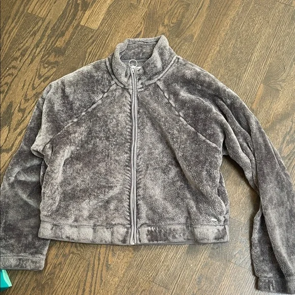 Hollister Soft Gray Teddy Jacket - Picture 3 of 3